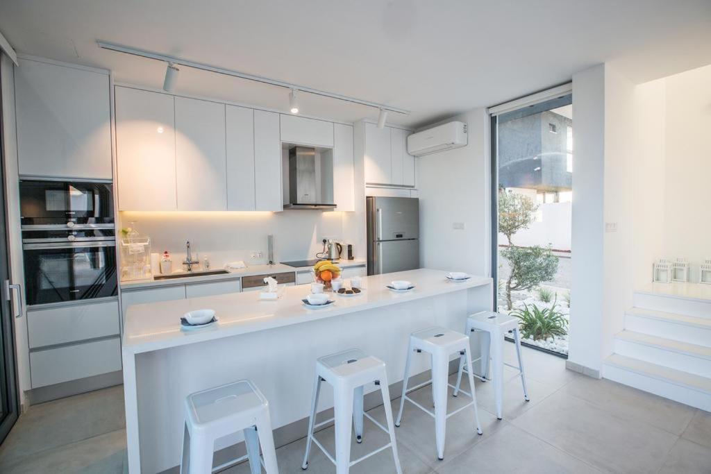 The White H Villa, Protaras, Fresh And Peaceful Паралимни Екстериор снимка