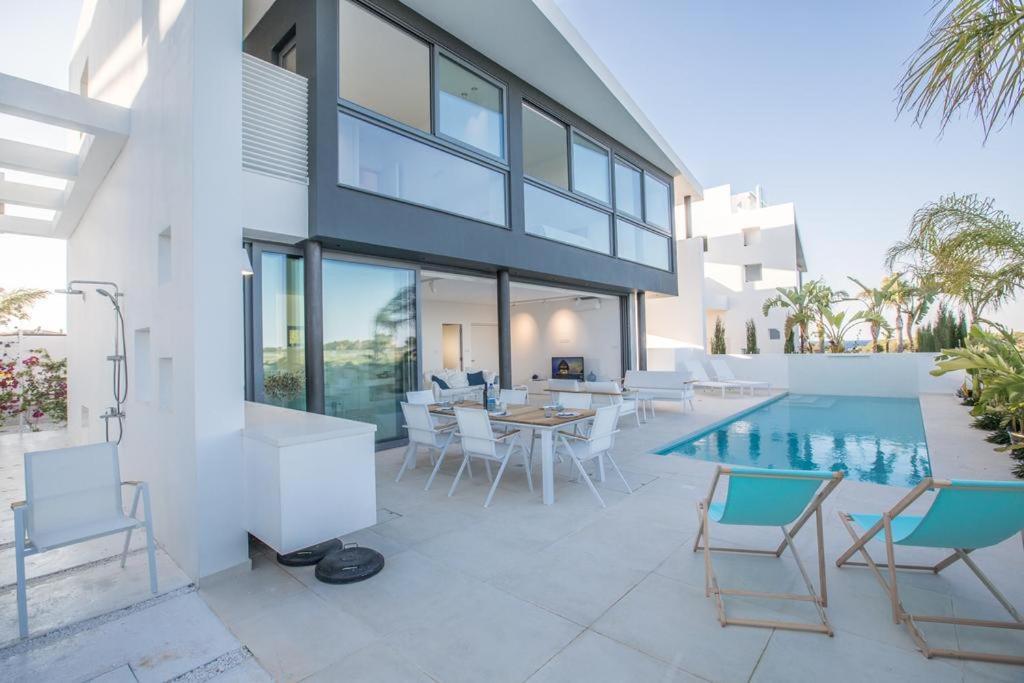 The White H Villa, Protaras, Fresh And Peaceful Паралимни Екстериор снимка