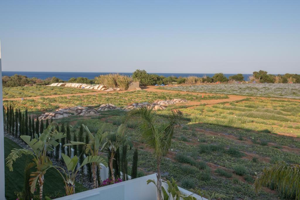 The White H Villa, Protaras, Fresh And Peaceful Паралимни Екстериор снимка