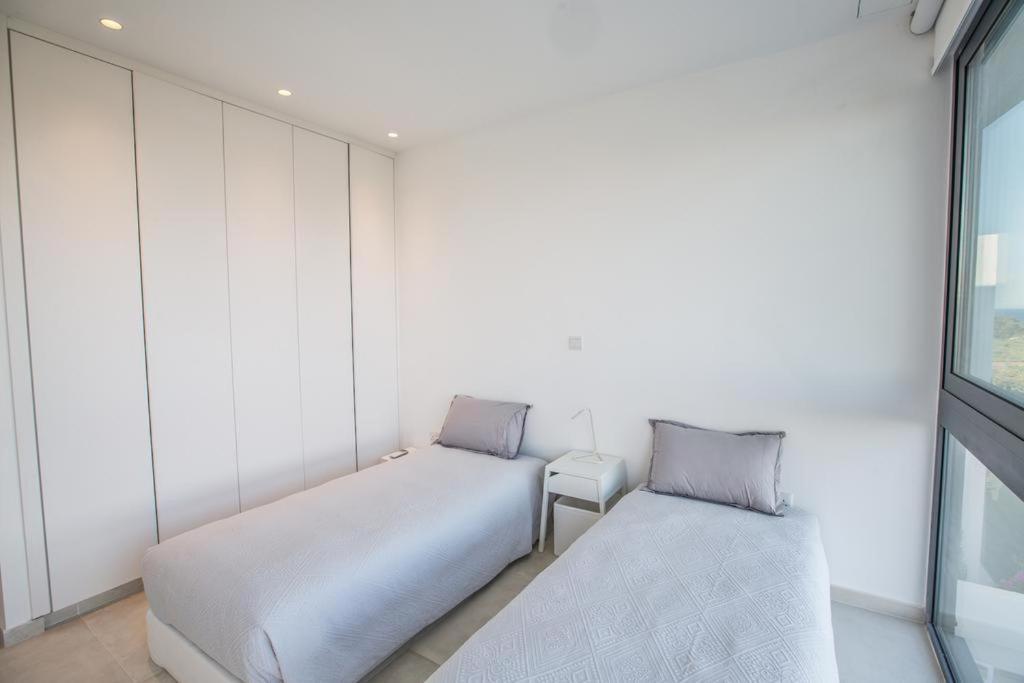 The White H Villa, Protaras, Fresh And Peaceful Паралимни Екстериор снимка
