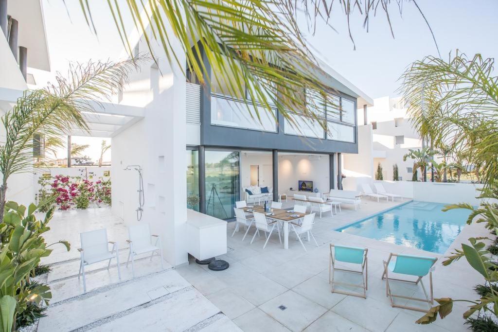 The White H Villa, Protaras, Fresh And Peaceful Паралимни Екстериор снимка